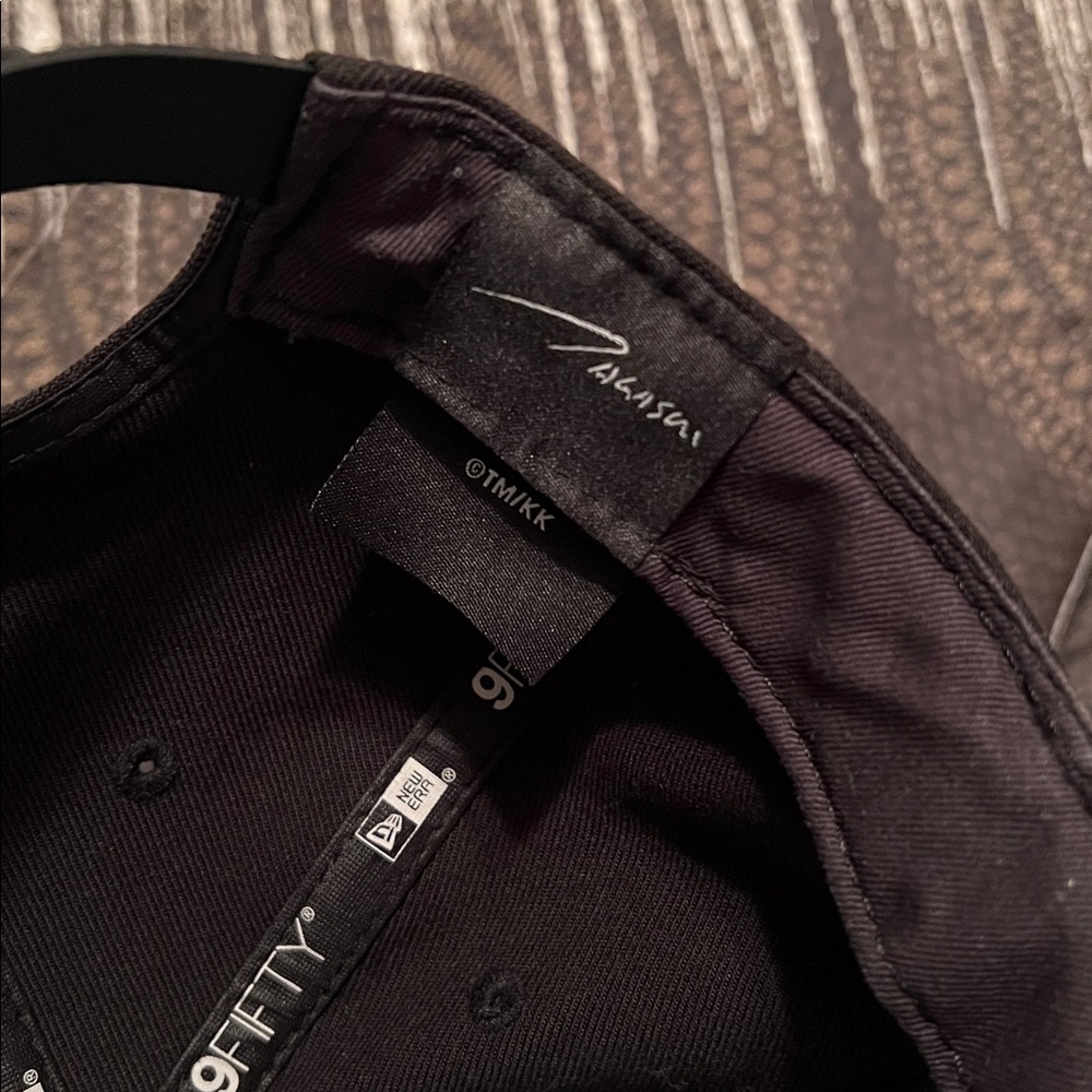 Takashi Murakami X New Era Snapback - Picture 7 of 9